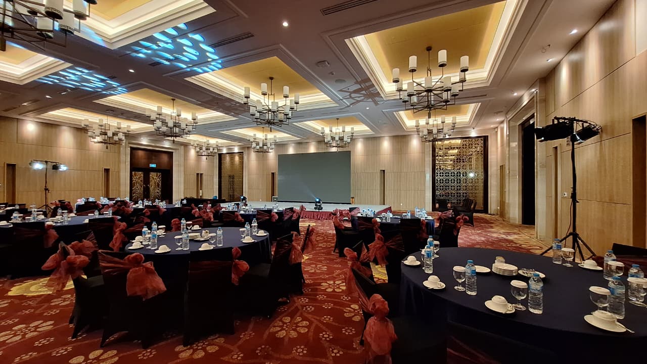 Sewa Roundtable Semarang