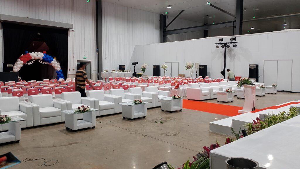 Sewa Meja Sofa VIP Semarang